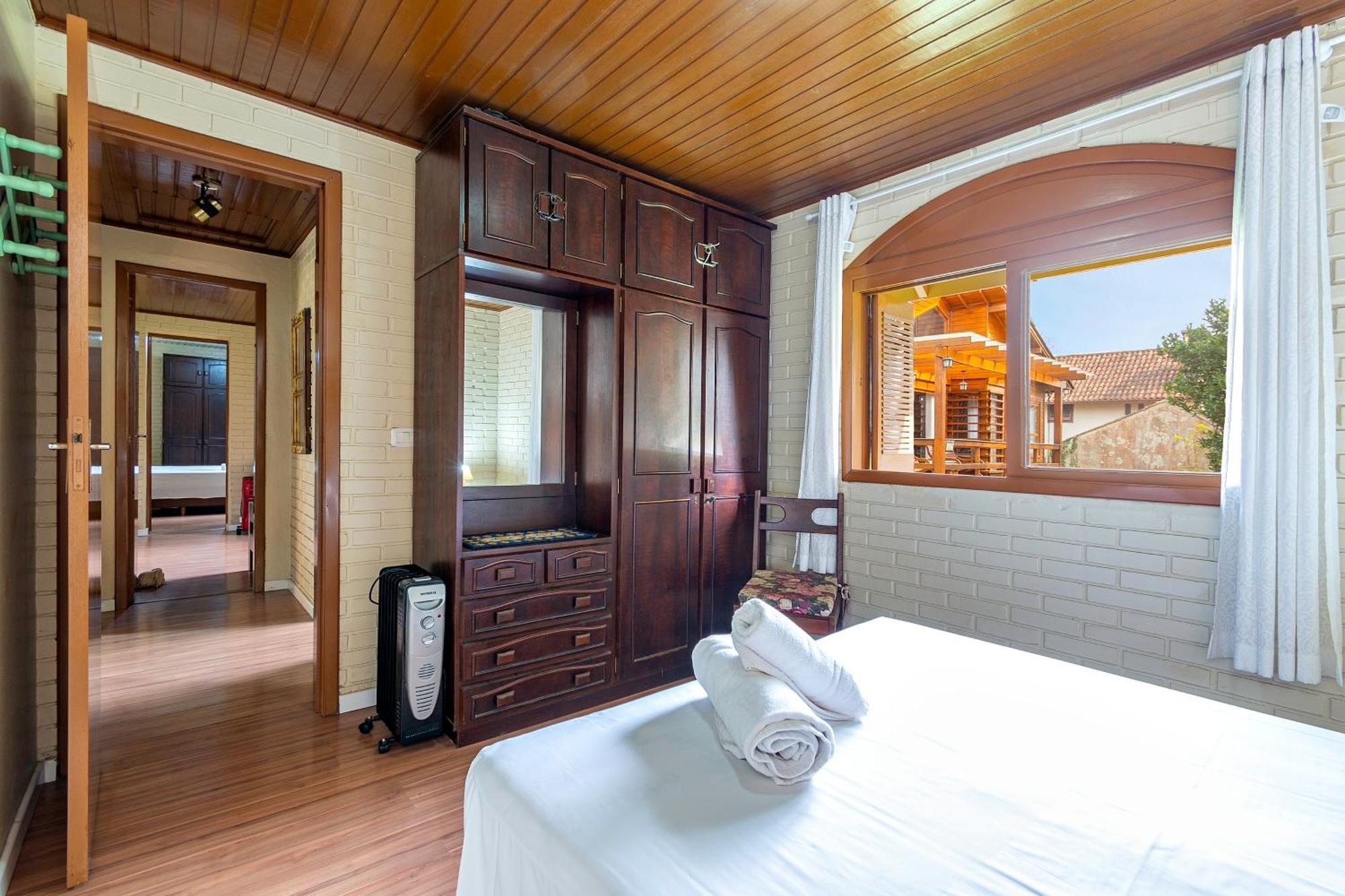Linda Casa 5 Quartos No Lago Negro Villa Gramado Eksteriør bilde